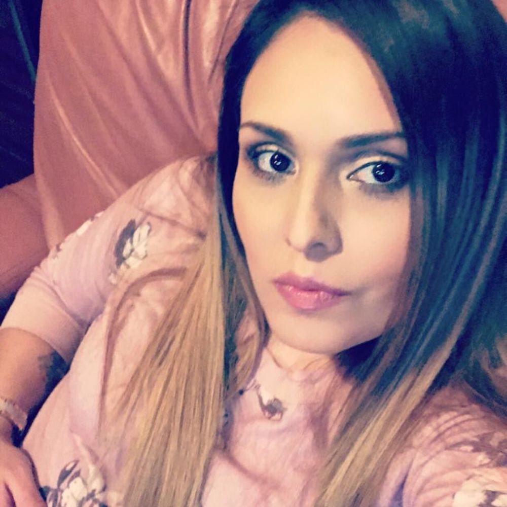 Meet your Posher, Jakquelyn alejandra